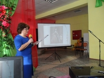 Ведущая мероприятия методист районной библиотеки Е. Е. Тимофеева